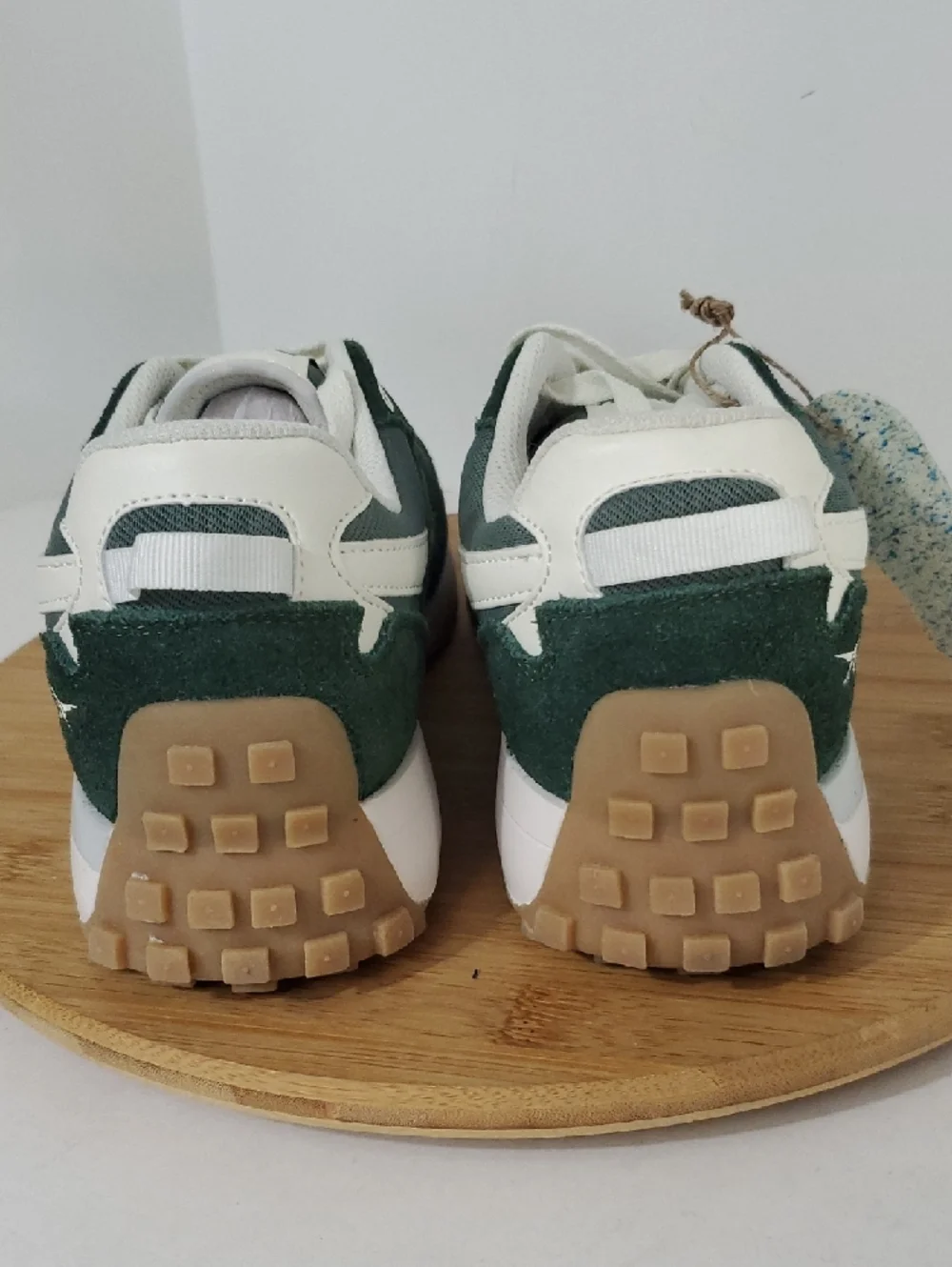 Reebok Men's Drive Dark Green White Retro Sneaker Gum Sole NWT Size 8.5 - Picture 5 of 9